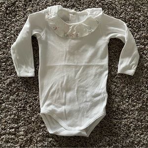 Bonpoint Floral Embroidered Onesie